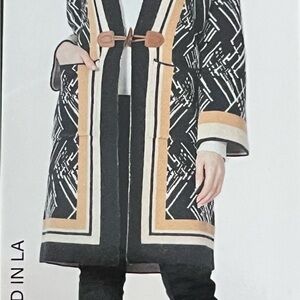 New Vertigo Paris Chic Black and Camel Geometric Cardigan